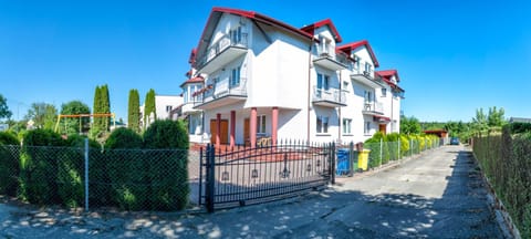 Property building, Neighbourhood