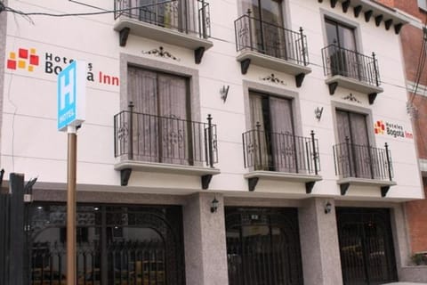 Property building, Day
