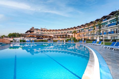 Property building, Swimming pool