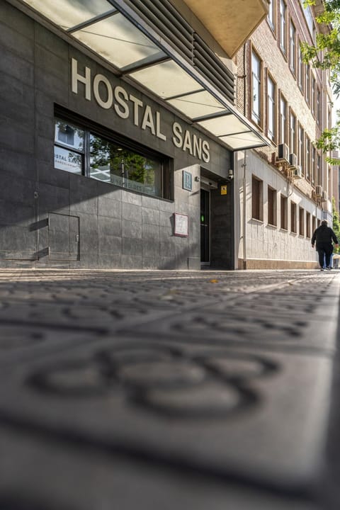 Property building, Facade/entrance, People