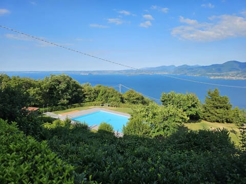 Day, Lake view, Pool view