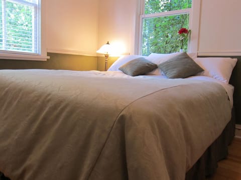 Heriot Bay Inn Inn in Campbell River