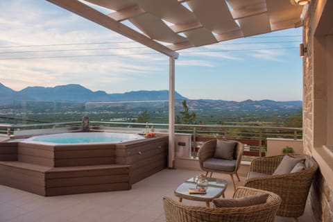 Patio, Hot Tub, View (from property/room), Balcony/Terrace, Mountain view, sunbed
