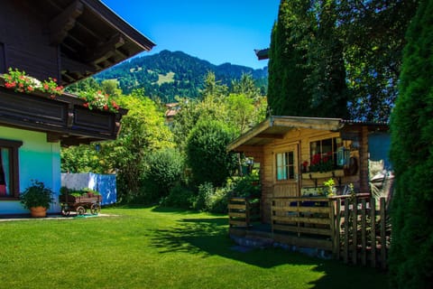 Haus Jochblick Familie Loinger Bed and Breakfast in Salzburgerland