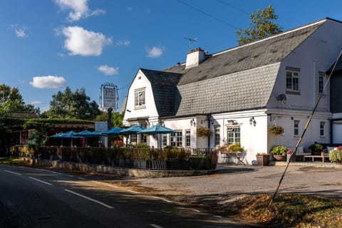 Property building, Street view