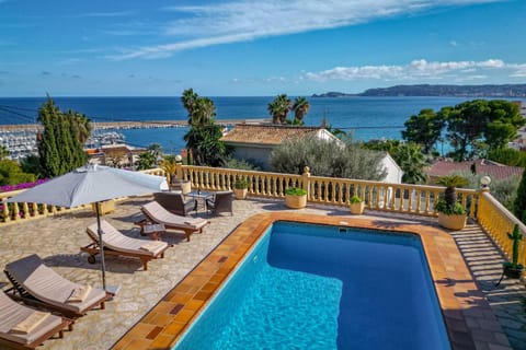 Solarium, Sea view, Swimming pool