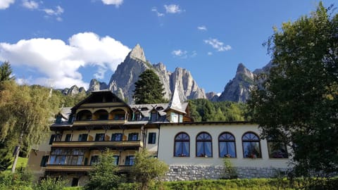 Property building, Summer