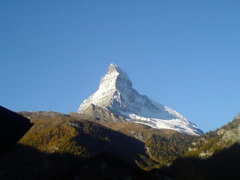 Day, Natural landscape, Landmark view, Mountain view