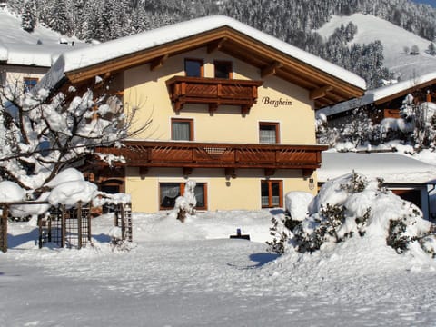 Property building, Winter