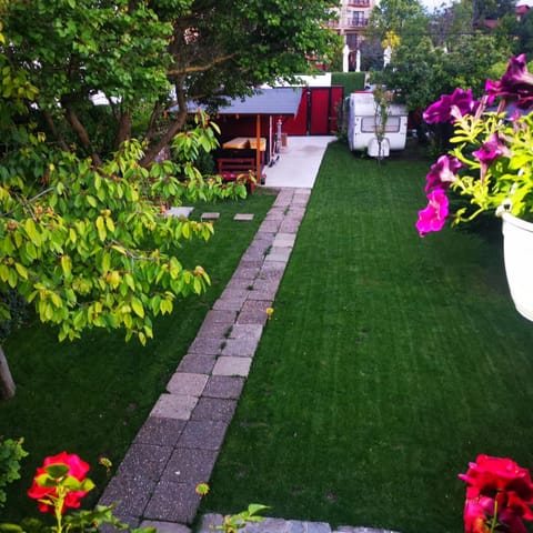 Garden, Garden view