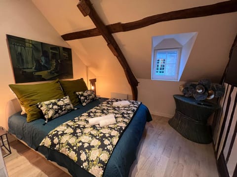 Les Maisons d'Augustine, demeure de charme de la cour Ste Catherine House in Honfleur