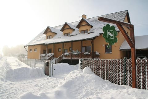 Facade/entrance, Winter