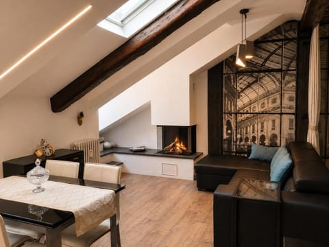 Living room, fireplace