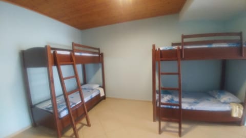 Mona`s Hostel Hostel in Sarandë