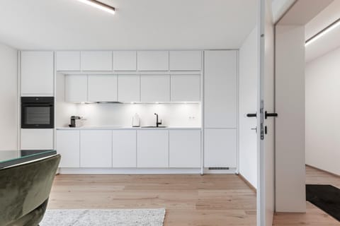 Kitchen or kitchenette, kitchen