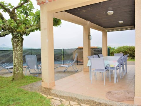 Villa à Lagorce avec piscine privative, 4 chambres, grand terrain, animaux admis, tout confort - FR-1-382-110 House in Provence-Alpes-Côte d'Azur