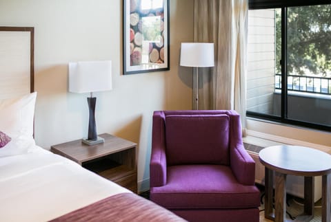 Hotel Siri Downtown - Paso Robles Hotel in Paso Robles