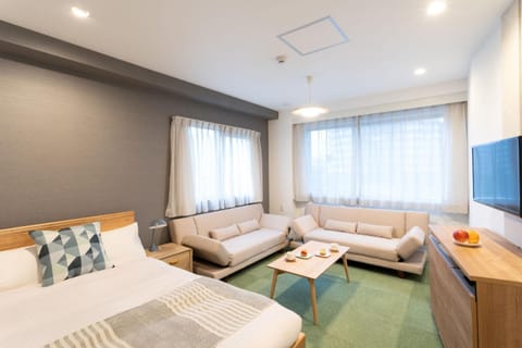 Bed, Photo of the whole room, Seating area