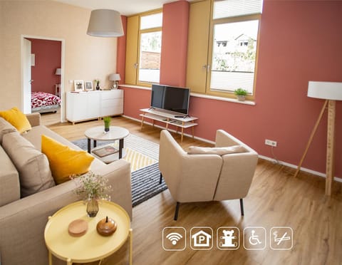 Day, TV and multimedia, Living room, Seating area, On site, Inner courtyard view