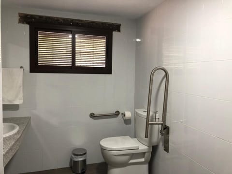 Camping Sierra de las Nieves Campground/ 
RV Resort in Sierra de las Nieves