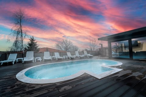 Hot Tub, Swimming pool, Sunset