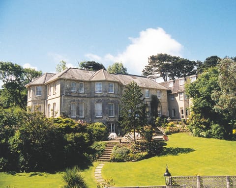 Facade/entrance, Garden