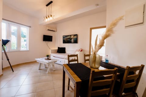 Pixelart Home Apartment in Crete