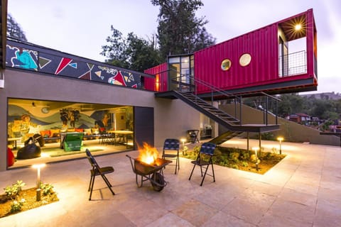 Seating area