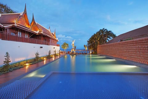 Property building, Swimming pool
