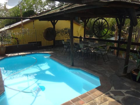 Balcony/Terrace, Pool view, Swimming pool, Swimming pool