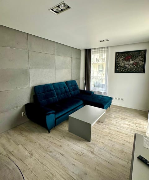 Apartament Shadow Grey Apartment in West Pomeranian Voivodeship, Poland