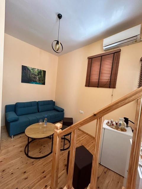 Living room, Seating area, air conditioner