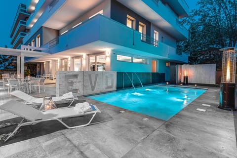 Property building, Swimming pool