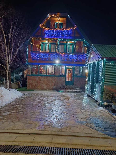Property building, Night