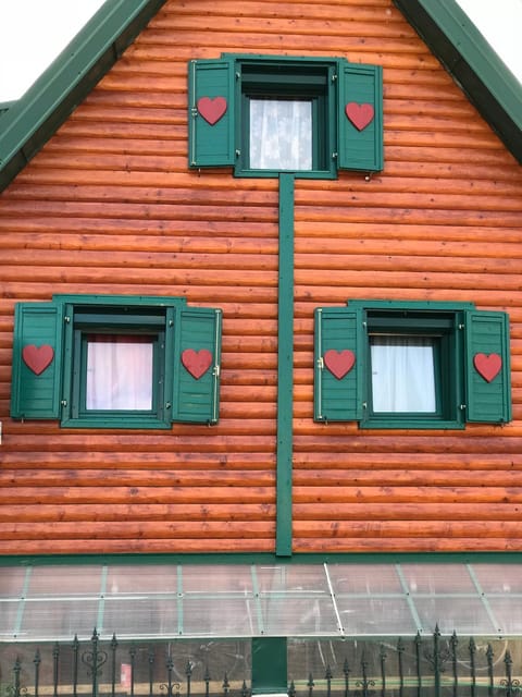 Property building, Day