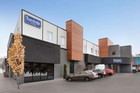 Property building, On site