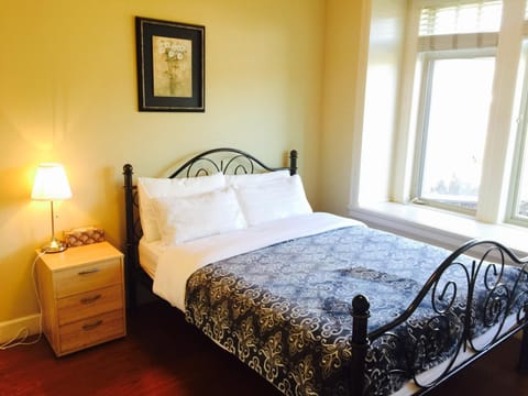 Imperial House Bed and Breakfast in Burnaby