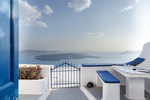Patio, Facade/entrance, Seating area, Sea view