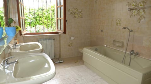 B&B VILLA ELISA Bed and Breakfast in Quartu Sant'Elena