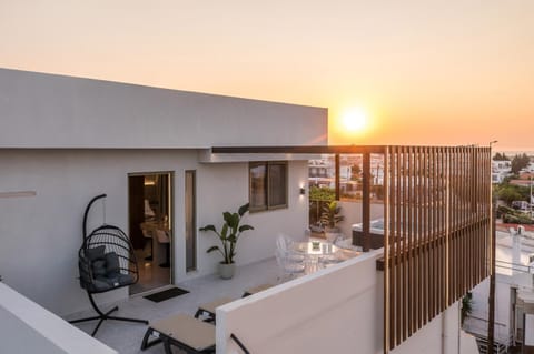 Property building, Day, View (from property/room), Balcony/Terrace, Sunset