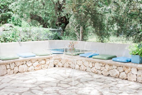 Day, Garden, Dining area, Garden view, Internal: Not applicable to any particular room