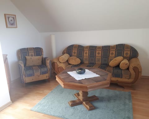 Living room, Decorative detail