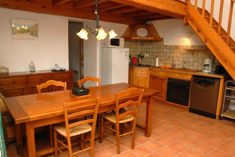 Mas de Trescouvieux House in Provence-Alpes-Côte d'Azur