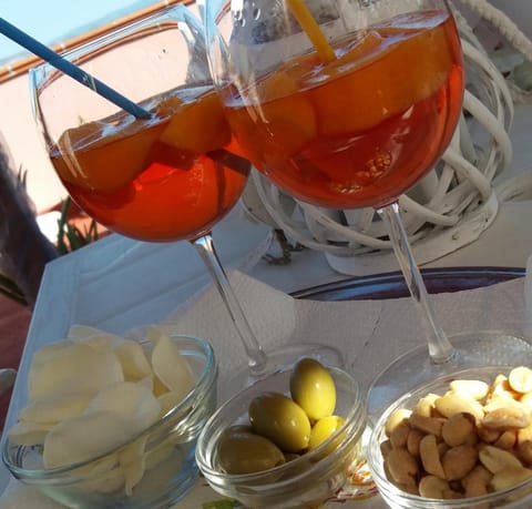 Food and drinks, Drinks