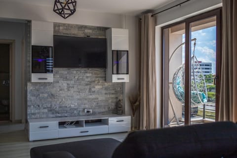 TV and multimedia, Balcony/Terrace, Living room
