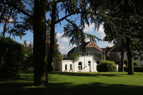 Property building, Garden