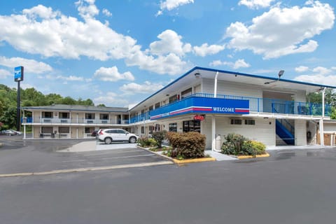 Property building, On site