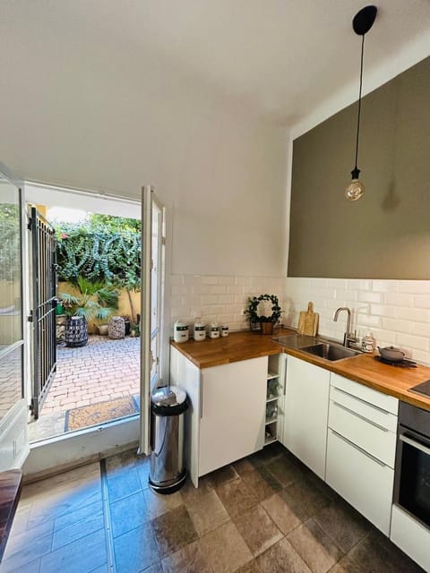 Charmante 3 Zimmer, Stadtwohnung Apartment in Menton