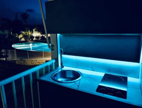 Night, Kitchen or kitchenette, Pool view