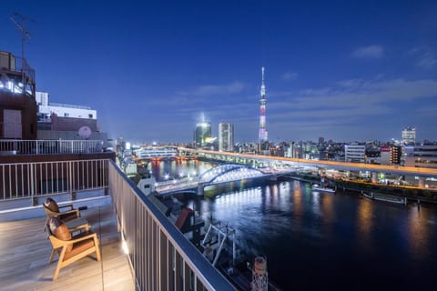 Neighbourhood, Balcony/Terrace, River view